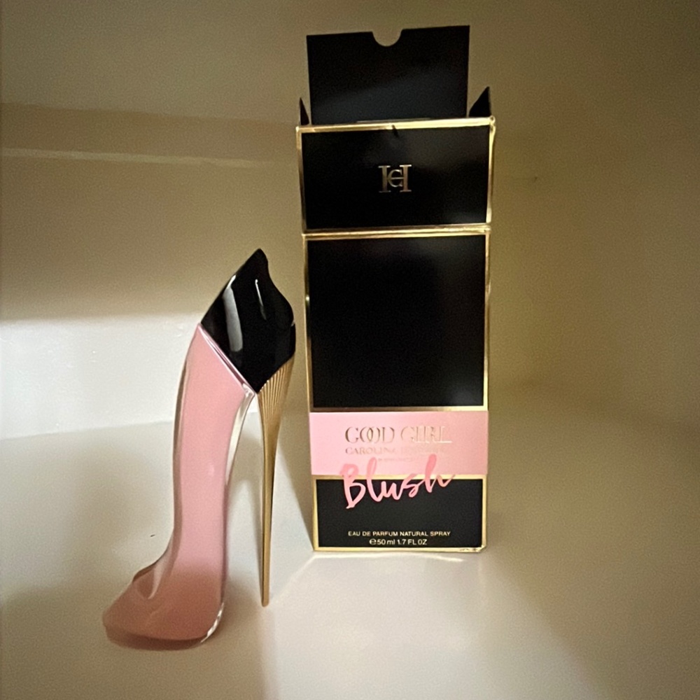 Carolina Herrera Blush